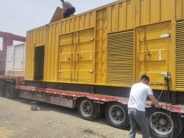 大同发电机出租100KW发电机需要什么规格的电缆线？