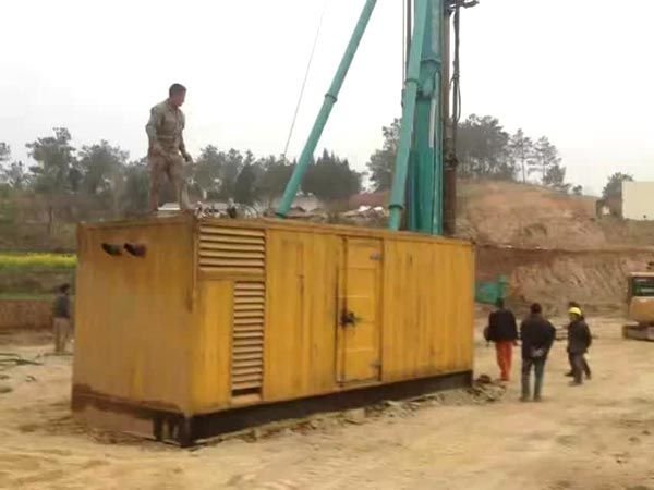 大同如何判断水冷式机油散热器密封件是否需要更换？
